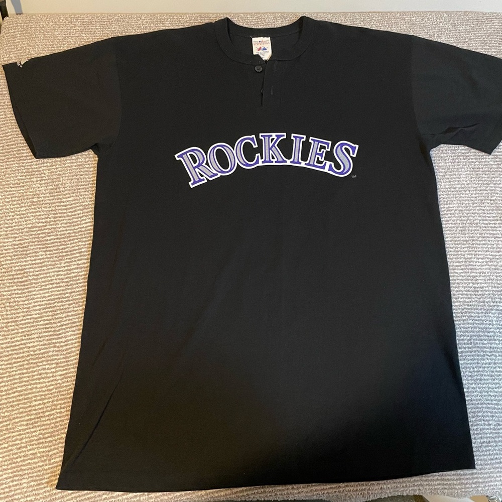 Vintage Majestic Colorado Rockies two button Henley jersey